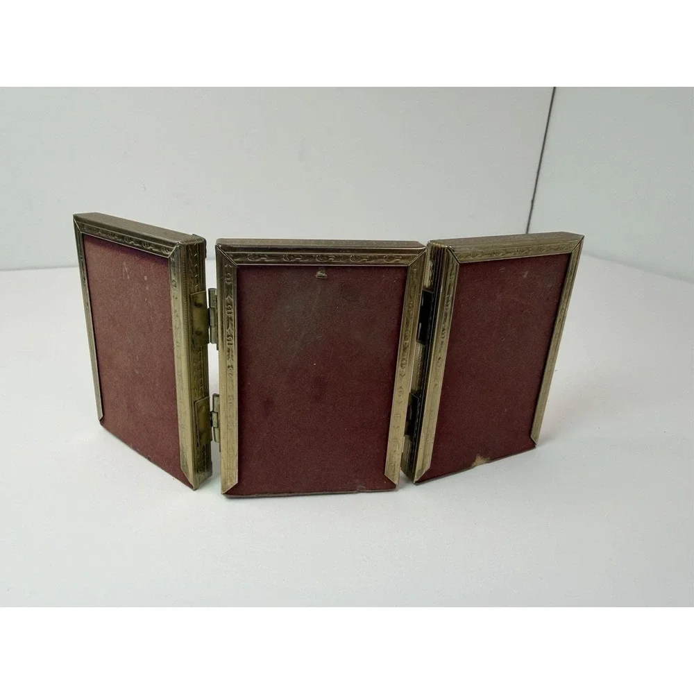 Gold Tone Brass Ornate Tri-fold Hinged Picture Frame Home Decor Vintage